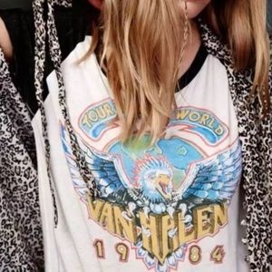 Tour of the World 80’s Van Halen Rock tee Fitted Casual